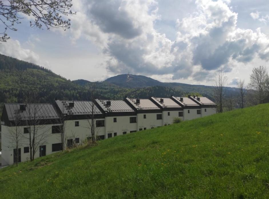 Cichy Strumyk Z Tarasem Sloneczna Gora * Szczyrk